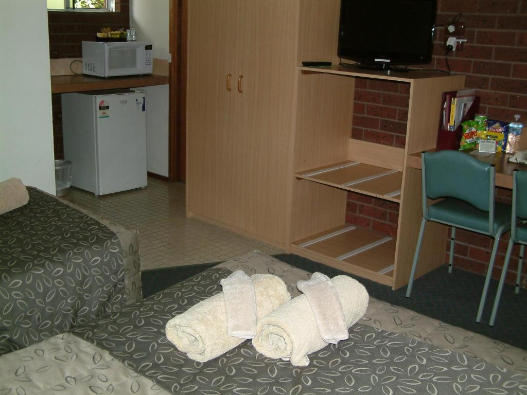 Bairnsdale Tanjil Motor Inn Ruang foto