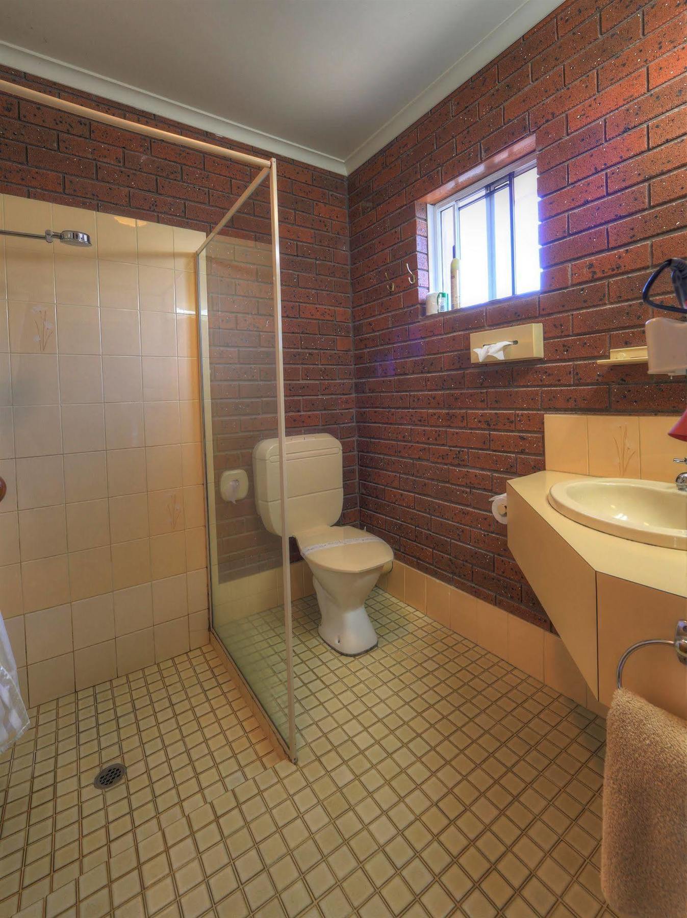 Bairnsdale Tanjil Motor Inn Bagian luar foto