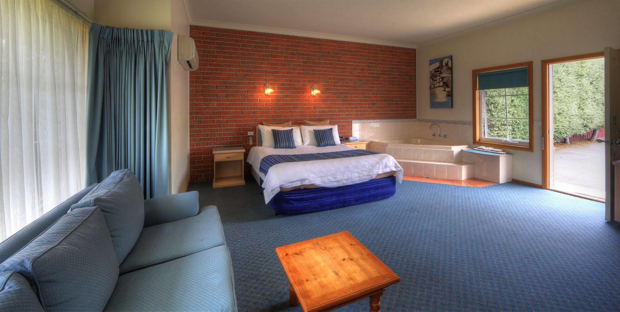 Bairnsdale Tanjil Motor Inn Bagian luar foto
